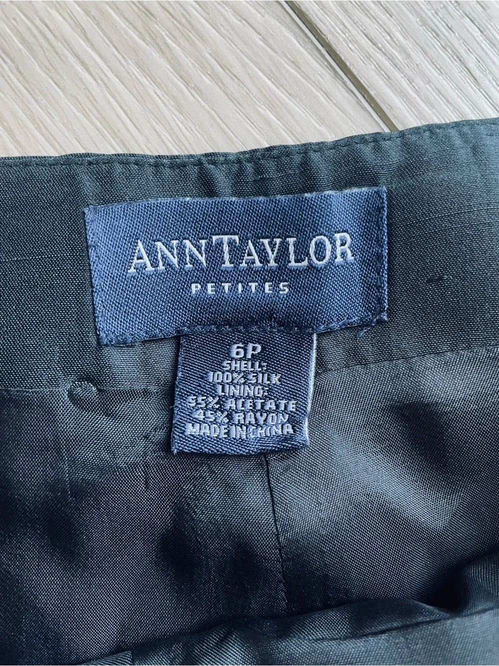 Ann Taylor 90s Raw Silk Women's Ankle-length Pants - Picture 2 of 3